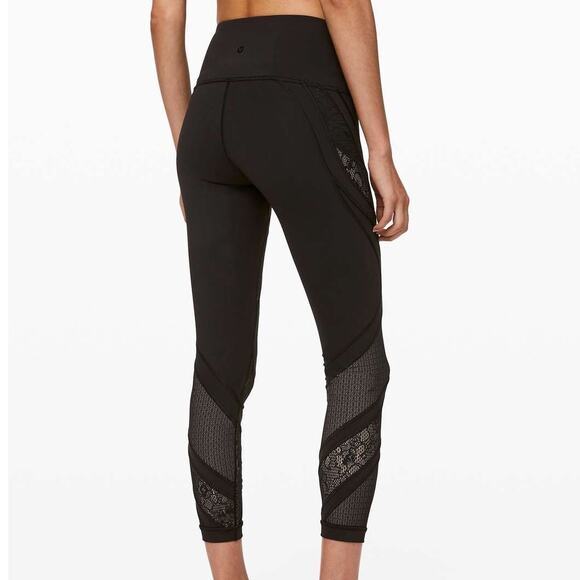 Lululemon Wunder Under High-Rise Tight 25" Lace Black Women's Size 4 EUC - Picture 4 of 8